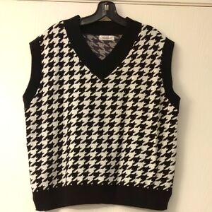 Black and White Houndstooth V Neck Sweater Vest